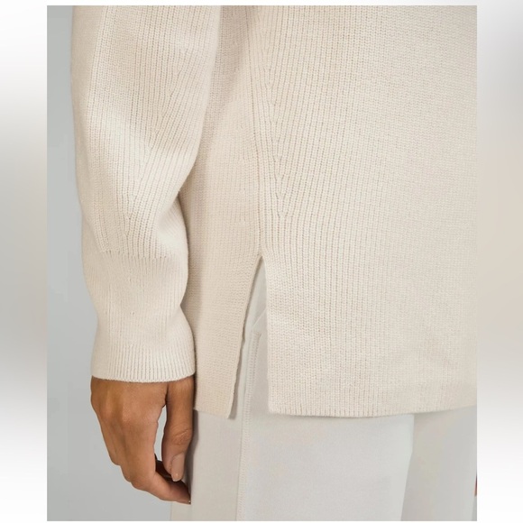 Women's Lululemon Merino Wool blend ribbed crew neck sweater - Picture 5 of 9